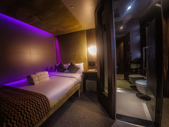 bloc hotel, airport, gatwick, hotels, stylish, convenient, close to, terminal, runway, views, modern,