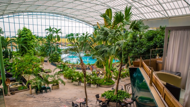 Hotel Victory: Where Cruise Ships and Thermal Spas Collide